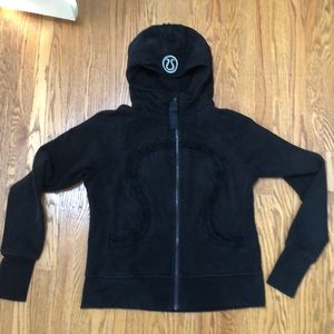 Lululemon Scuba Hoodie special edition “Hiver”